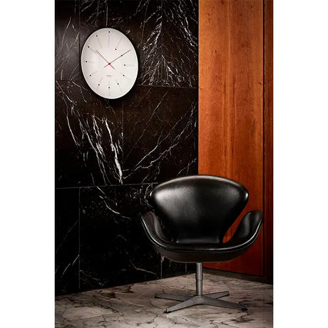 Bankers club Wanduhr von Arne Jacobsen (Ø: 12) - 2 - Jacobsen Plus