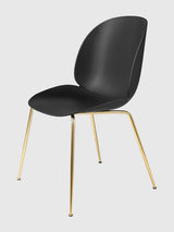 Beetle Chair, gepolstert von GUBI - Black Shell / Conic Base / Brass Base - Jacobsen Plus
