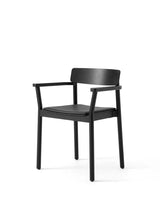 Betty TK11 Spisebordsstol, sortlakeret eg/sort læder fra &Tradition - 1 - Jacobsen Plus