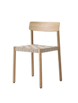 Betty TK1 Esszimmerstuhl von &Tradition - 1 - Jacobsen Plus
