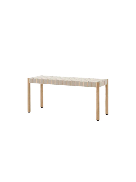Betty Bank TK4 von &Tradition - Eiche-Natur - Jacobsen Plus