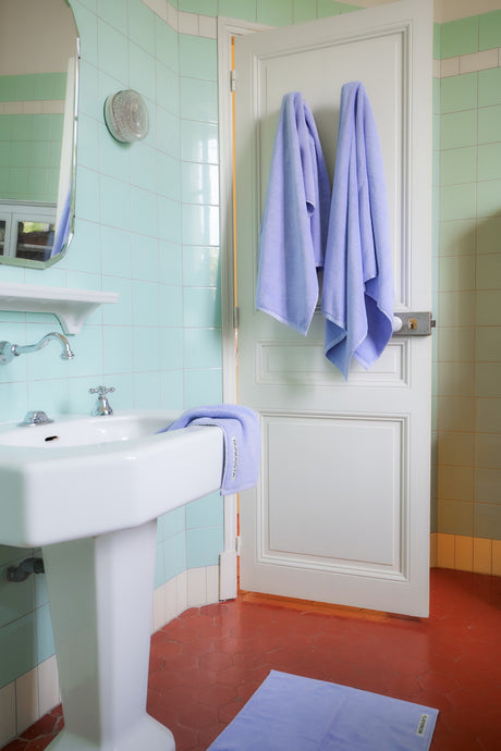 Naram towel - Lavender Blue von Bongusta - 50 x 80 cm - Jacobsen Plus