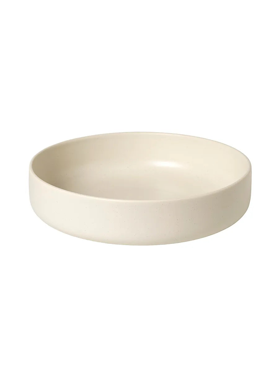 Pisu 08 Tray, Vanilla White von Louise Roe