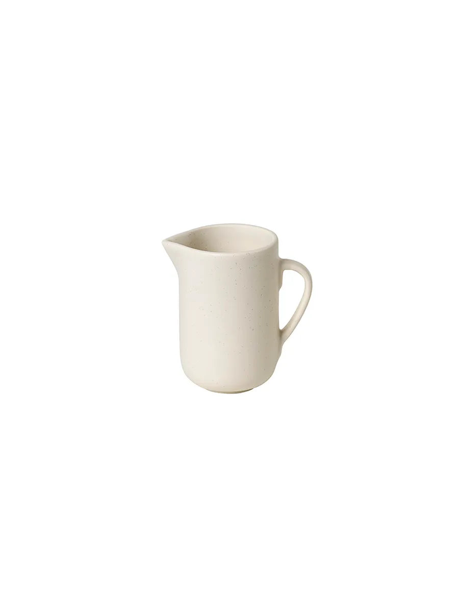 Pisu 13 Pitcher, vanilla white fra Louise Roe