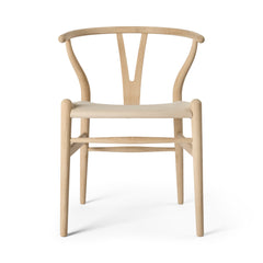 Y-stol CH24P, Eg sæbe med Terra 20364 læder af Hans J. Wegner