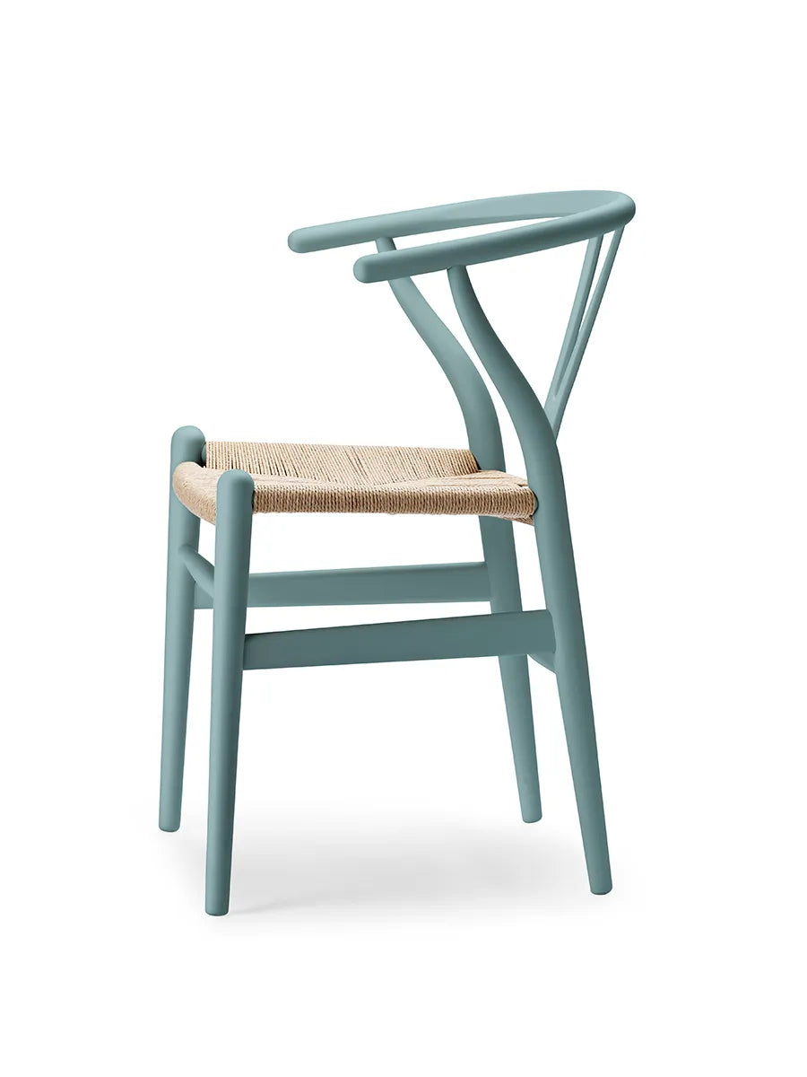 Wishbone Chair CH24 Soft Pewter von Hans J. Wegner