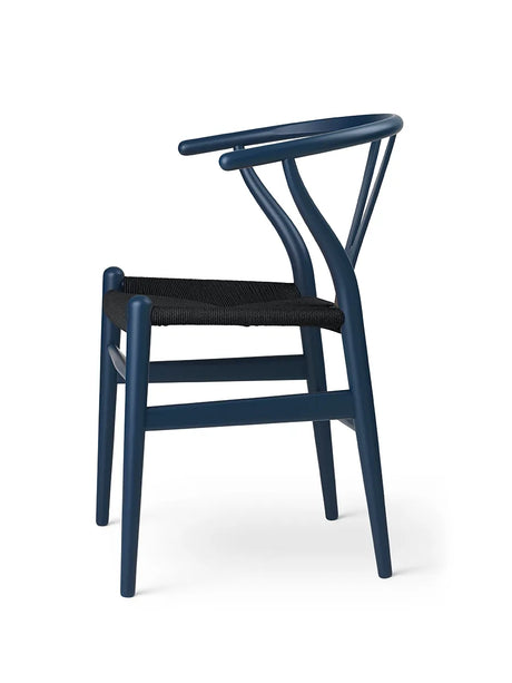Wishbone Chair CH24 Soft Blue mit schwarzem Geflecht von Hans J. Wegner - 3 - Jacobsen Plus