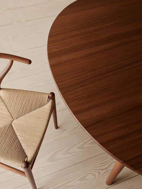 CH337 Esstisch von Carl Hansen & Søn - Eg / Seife - Jacobsen Plus