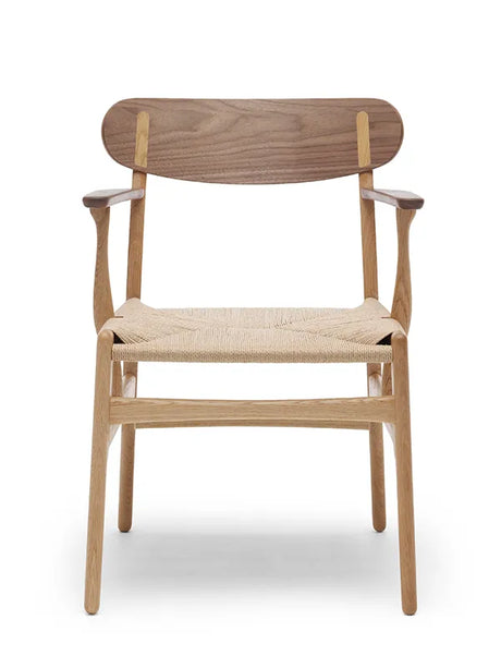 CH26 Esszimmerstuhl von Hans J. Wegner - Natur / Eg-Walnuss - lackiert - Jacobsen Plus
