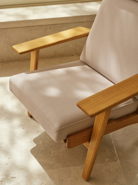 CH291 Lounge-Sessel von Hans J. Wegner - Geölte Eiche - Serpentine 0118 - Jacobsen Plus