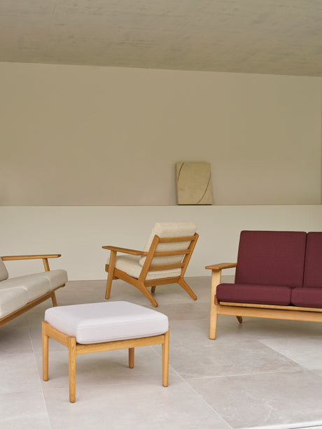 CH290F Hocker von Hans J. Wegner - Geölte Eiche - Serpentine 0118 - Jacobsen Plus
