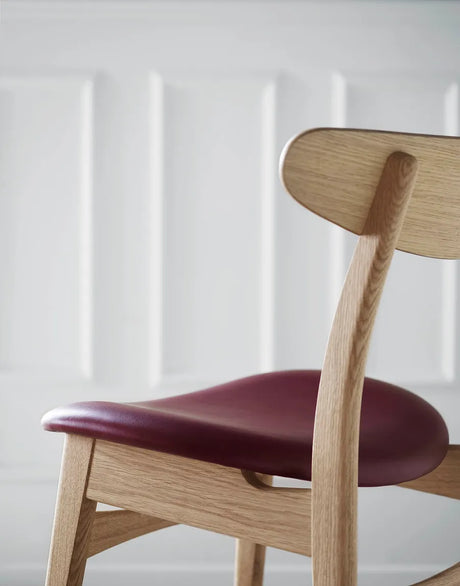 CH30P Esszimmerstuhl von Hans J. Wegner - Eg-Stofgruppe 1 / Seifenbehandelt - Jacobsen Plus