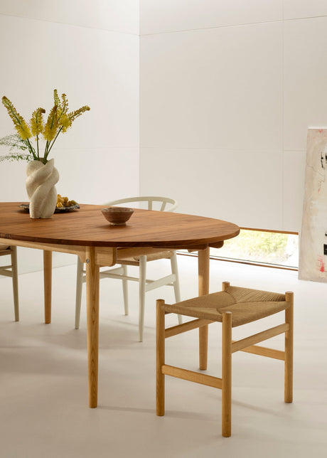 Hans J. Wegner Esstischset, 1 x Special Edition CH338 Esstisch in Teak/Eiche Mix, 6 x CH24 Wishbone Chairs in Teak von Carl Hansen & Søn - 4 - Jacobsen Plus