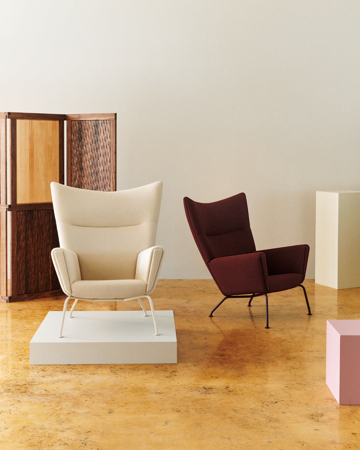 CH445 Wing Chair, Umi Textil von Hans J. Wegner - 6 - Jacobsen Plus