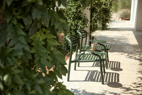 Bliss Outdoor Lounge-Sessel Mit Seitentisch, Rechts von Cane-line - Desert Rot - Jacobsen Plus