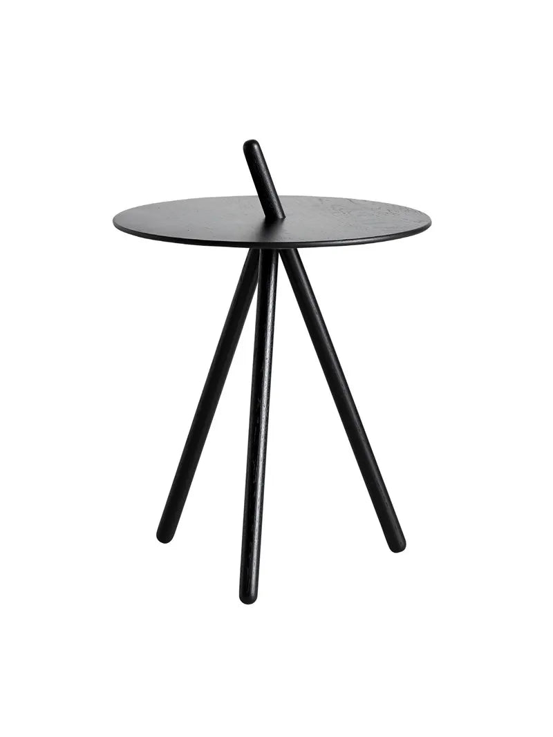 Come Here Side Table von Woud - Schwarz lackiert - Jacobsen Plus
