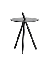 Come Here Side Table von Woud - Schwarz lackiert - Jacobsen Plus