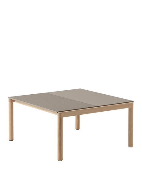 Couple Couchtisch, 80 x 84 cm von Muuto - Pale Blue - dunkel geölte Eiche / Plain - Jacobsen Plus