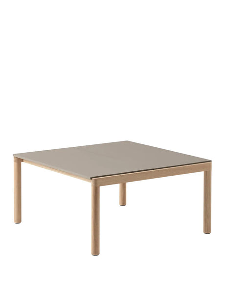 Couple Couchtisch, 80 x 84 cm von Muuto - Taupe - Eiche / Plain - Jacobsen Plus
