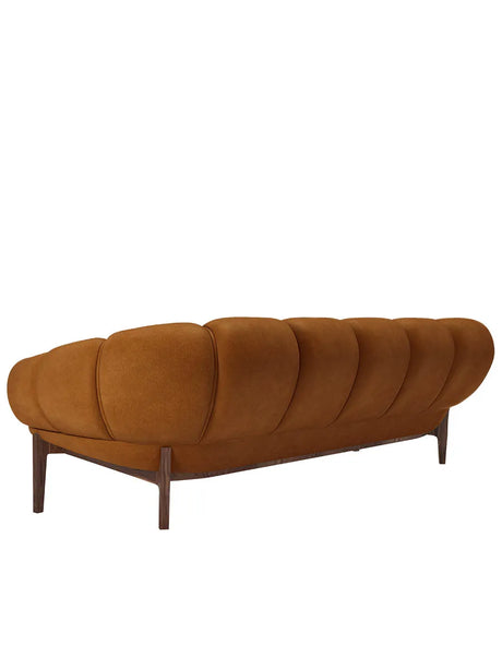 Croissant Sofa 3-Sitzer, Leder von GUBI - Preisklasse 3 / Massives geöltes Eichenholz - Jacobsen Plus