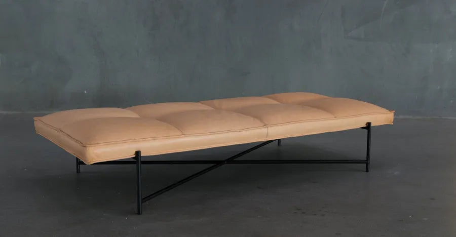 Daybed, vegetabilisches Leder von HANDVÄRK - 3 - Jacobsen Plus