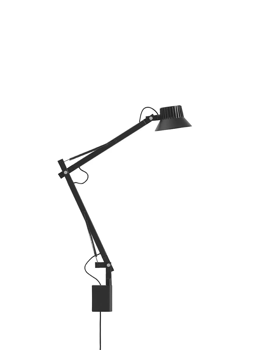 Dedicate S2 Wandleuchte von Muuto - Schwarz - Jacobsen Plus