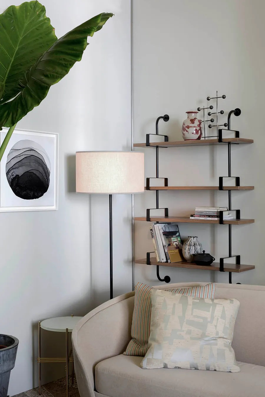Démon 4 Shelves von GUBI - 3 - Jacobsen Plus
