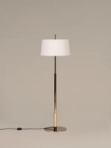 Diana Stehleuchte von Santa and Cole - 6 - Jacobsen Plus