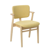 Domus Chair, gepolstert von Artek - Birke - Hola 01 - Prestige Cream Paspelierung - Jacobsen Plus