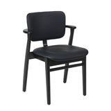 Domus Chair, gepolstert von Artek - Schwarz gebeizte Birke – Leder Spectrum Marine – Prestige Black Paspelierung - Jacobsen Plus