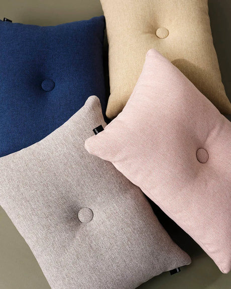 Dot Cushion Mode von Hay - Warmgrau - Jacobsen Plus