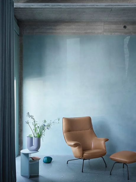Doze Lounge Chair inkl. Fußhocker, black refine leather fra Muuto - 4 - Jacobsen Plus