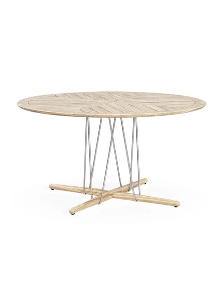 E022 Embrace Gartentisch, Ø140 von Carl Hansen & Søn - 1 - Jacobsen Plus