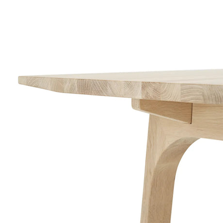 Earnest Extendable Table, 260x100 cm von Muuto - Geölte Eiche - Jacobsen Plus