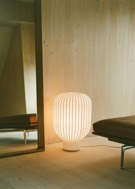 Strand Tischlampe Large von Muuto - 2 - Jacobsen Plus