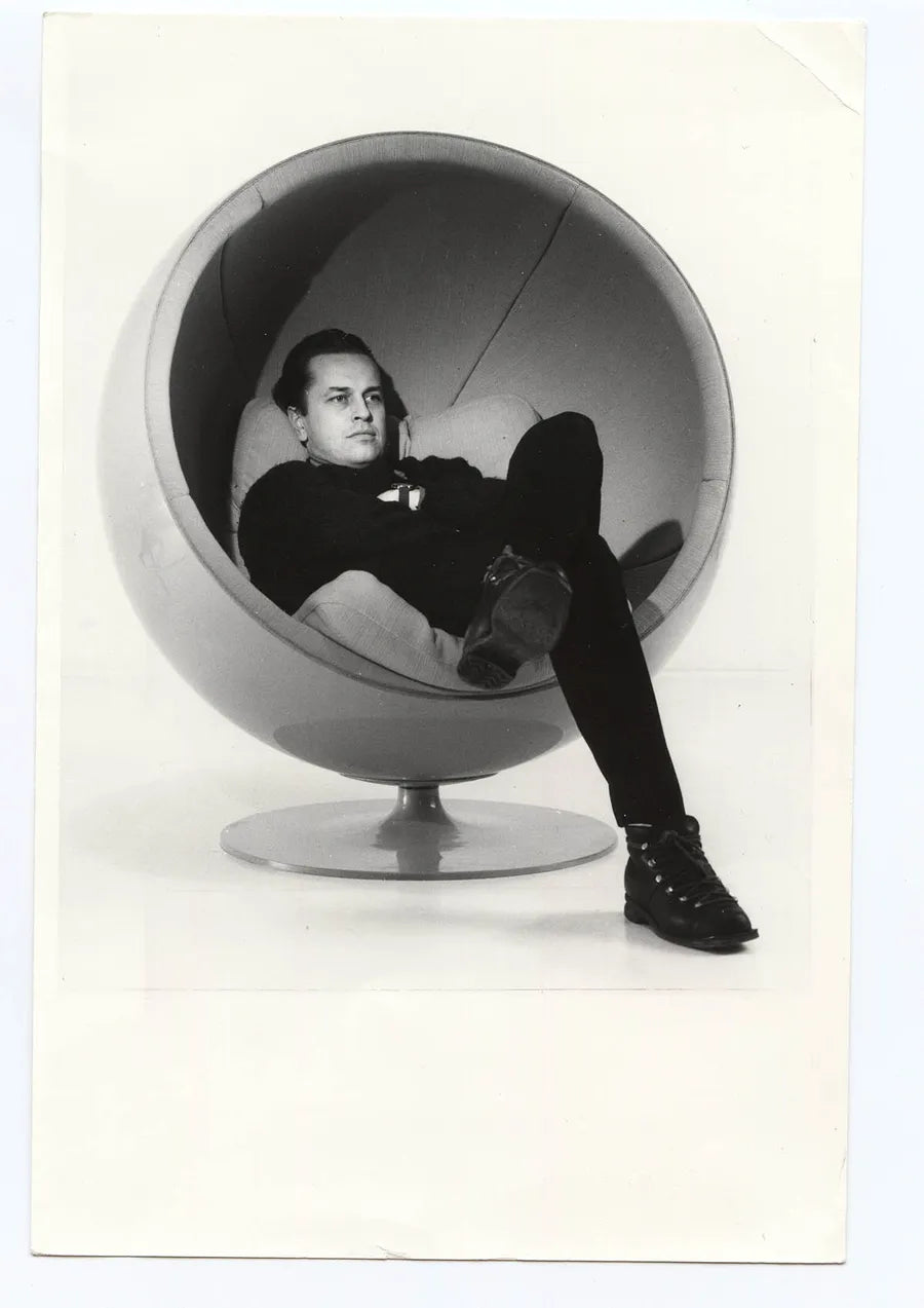 The Ball Chair von Eero Aarnio - 3 - Jacobsen Plus