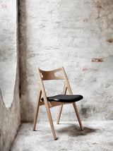 CH29 Sägebockstuhl in Eiche von Hans J. Wegner - 2 - Jacobsen Plus
