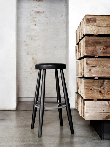 CH56 Barhocker von Hans J. Wegner - Eg-Ledergruppe A / Seife - Jacobsen Plus
