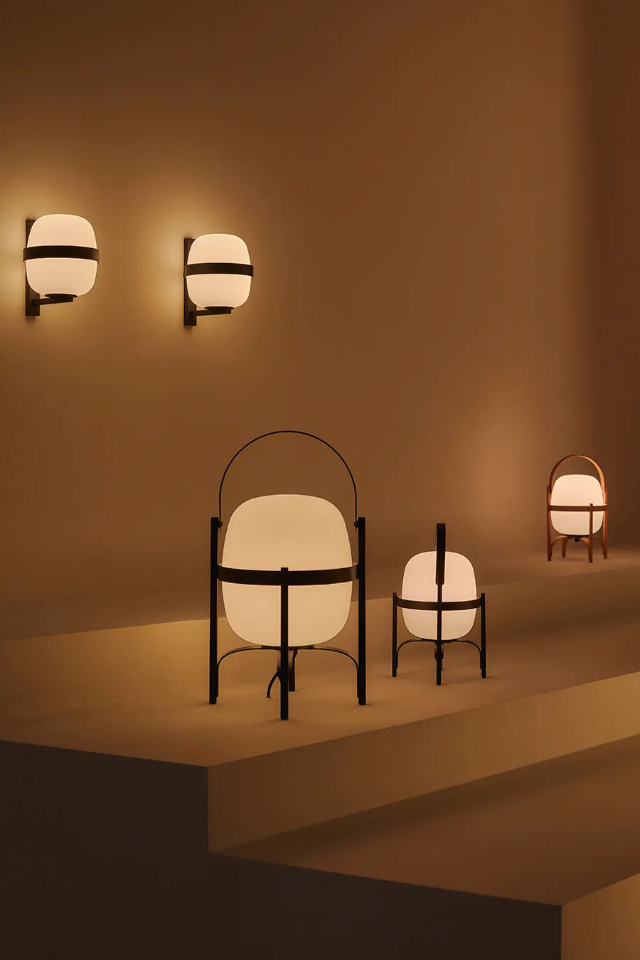 Wally Cesta Wandleuchte von Santa and Cole - 3 - Jacobsen Plus