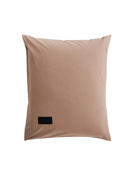 Pure Poplin Pillow Cover Single 60x63 cm von Magniberg - Sand - Jacobsen Plus