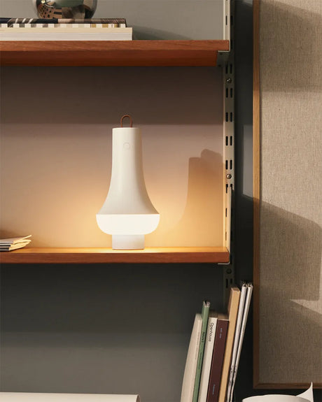 Tomoshi Portable, white von Louis Poulsen - 3 - Jacobsen Plus