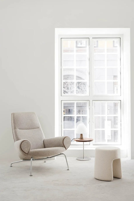 Queen Sessel von Hans J. Wegner - Stofgruppe 1 - Jacobsen Plus