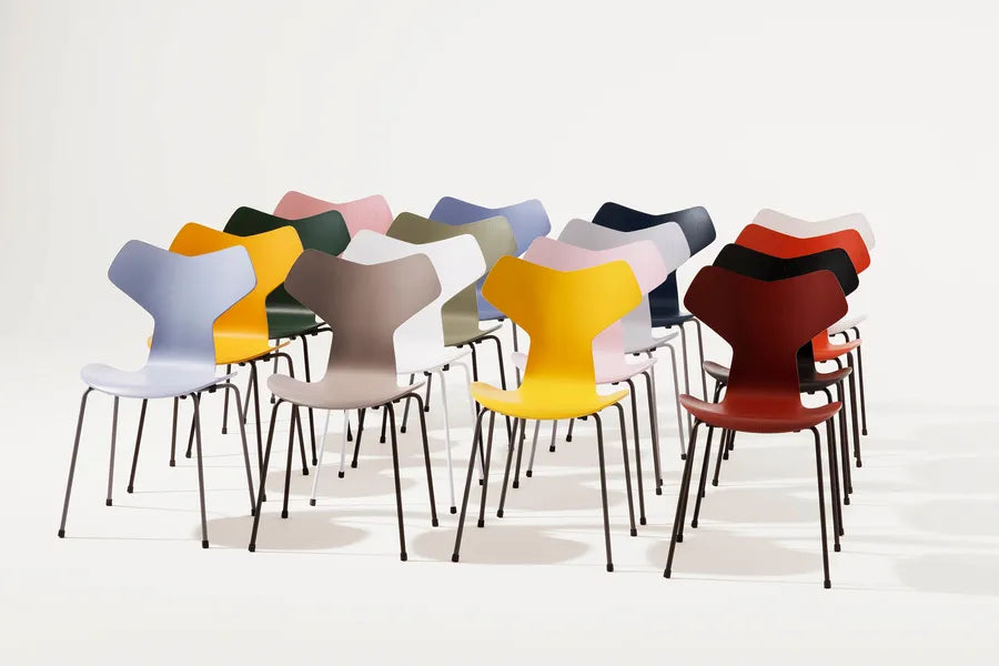 3130 Grand Prix stol i farvet ask af Arne Jacobsen - 3 - Jacobsen Plus