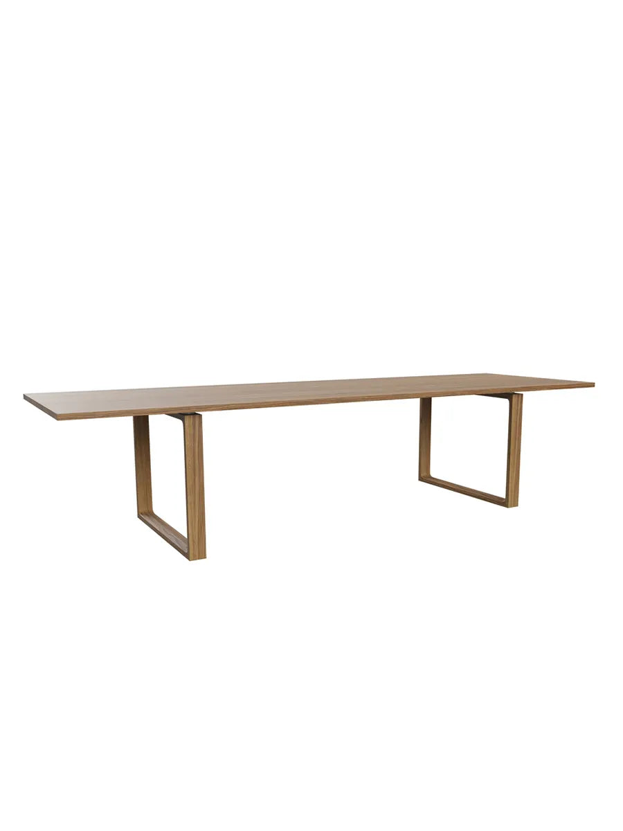 Essay Spisebord af Cecilie Manz - CM31 - 72-317-100 cm / Eg olie - Jacobsen Plus