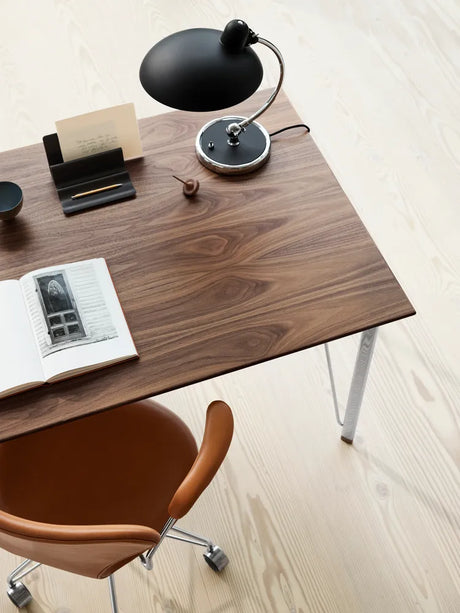 FH3605™ Skrivebord af Arne Jacobsen - 1 - Jacobsen Plus