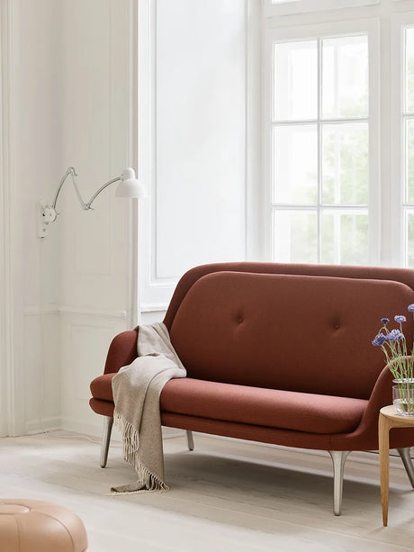 JH140 Fri Sofa von Fritz Hansen - Remix 422 - Vidar 472 - Jacobsen Plus