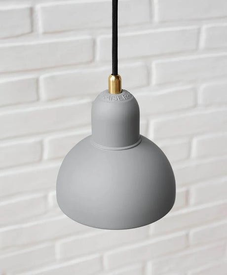 Kaiser Idell 6722-P Pendelleuchte von Fritz Hansen - Schwarz - Jacobsen Plus