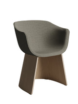 Fritz Hansen - Monolit spisebordsstol m. lave armlæn og finér base - Technicolour 0230 - Jacobsen Plus