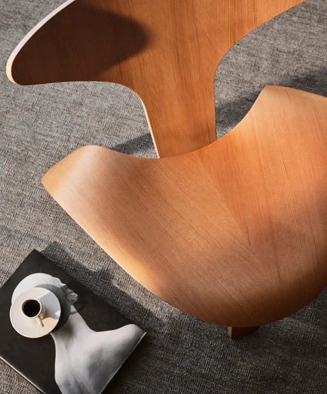 PK0 A™ Stuhl von Fritz Hansen - Oregon-Kiefer - Jacobsen Plus