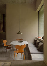 4130 Grand Prix mit Holzbeinen von Arne Jacobsen - 2 - Jacobsen Plus